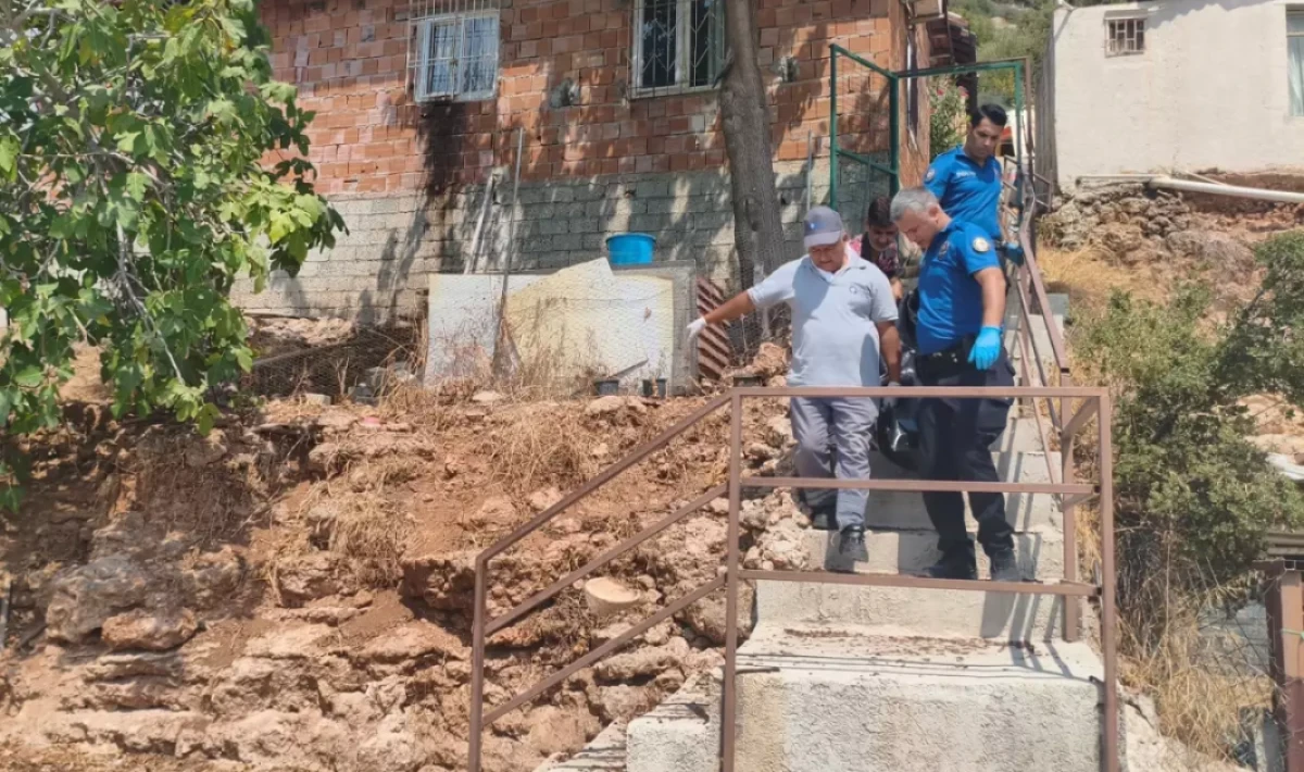Antalya’da Merdivende Dram: Yaşlı Adam Şok Eden Şekilde Ölü Bulundu