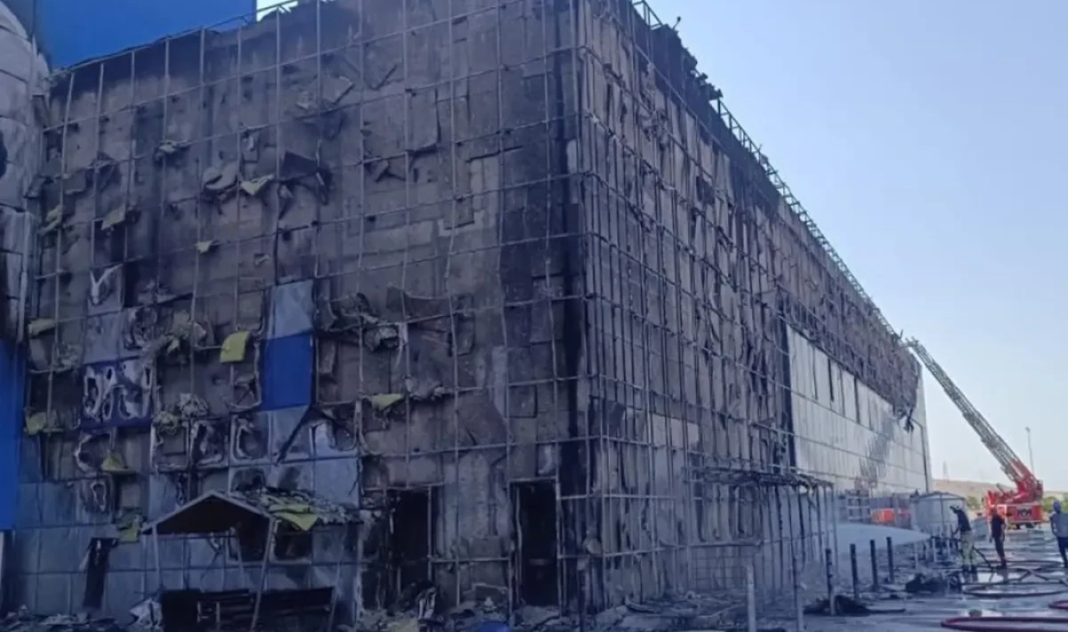 İzmir'de Tekstil Fabrikasında Çıkan Yangın Korkuttu